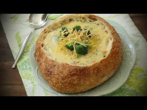 FamilyFun25's tweet photo. Copycat Recipes - How to Make Panera's Broccoli Cheddar Soup - https://t.co/KmMOllD2FL https://t.co/bj6I9xSVbB