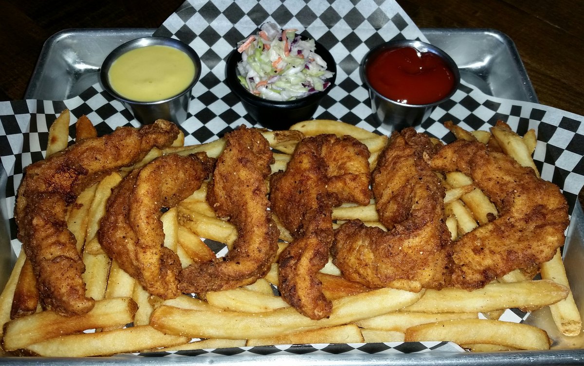 OWTavern's tweet photo. We'd love to serve YOU!
Old Whitten Tavern
2465 Whitten
Come on OWT!
#nowyouknow #oldwhittentavern #choose901 #bestbarfood #bestofmemphis https://t.co/K2eGPxcuuI