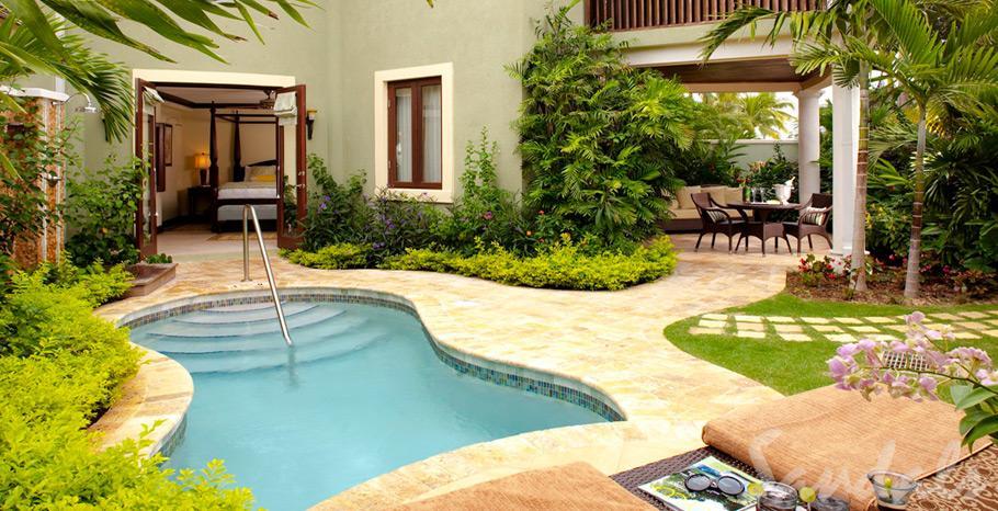 You and your love will feel like royalty when staying in one of these extravagant... sluri.us/fgpqafpnk