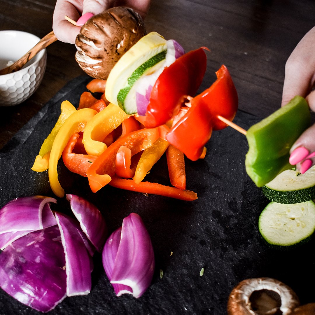 texoriginalpits's tweet photo. We love kebabs! Meat, Veggies or Fruit it is so easy to make and always delicious. What do you kebabs do you like? #texasoriginalpits https://t.co/cpm6133zMS