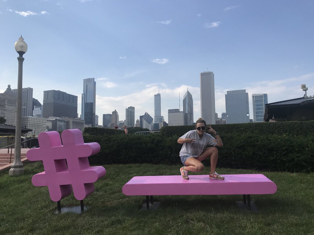 Jessica_Whitney's tweet photo. #lolla #bitcc #me #cute #fun #nice https://t.co/PlOY7EVfBg