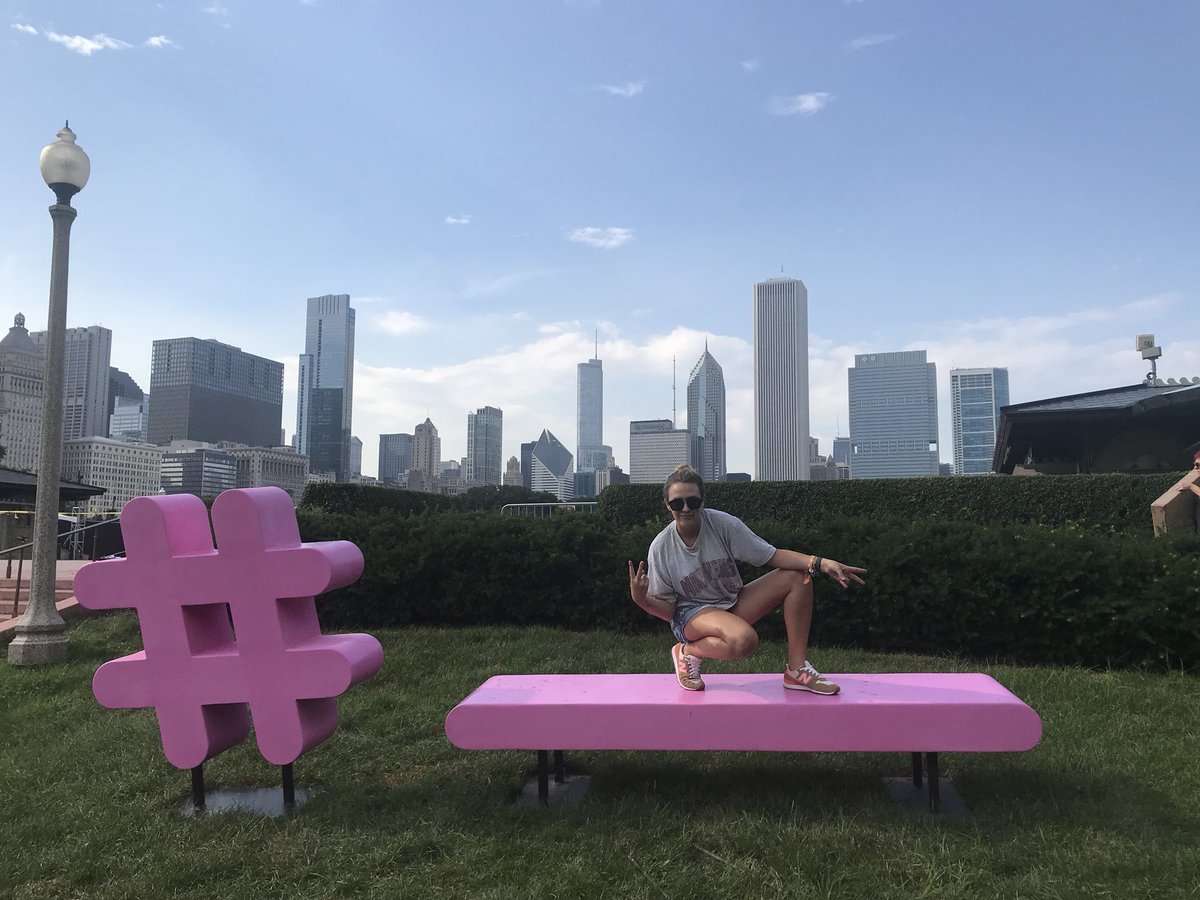 Jessica_Whitney's tweet photo. #lolla #bitcc #me #cute #fun #nice https://t.co/PlOY7EVfBg