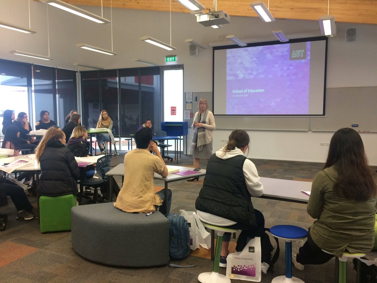AUTstudentSoE's tweet photo. School of Education 
Teacher for a day
Lyn Welcoming us into the day!
@AUTuni https://t.co/2w0rf7hkXb