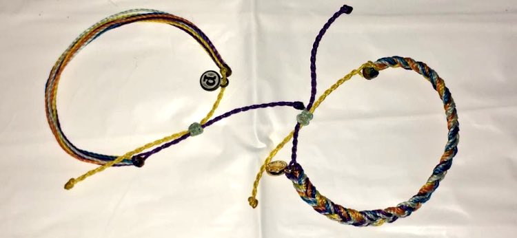WaukeeBuddies's tweet photo. For our first fundraiser of the school year we're selling custom Pura Vida bracelets! They will be on sale at the open house, August 21st! https://t.co/VmKxG6lXSS