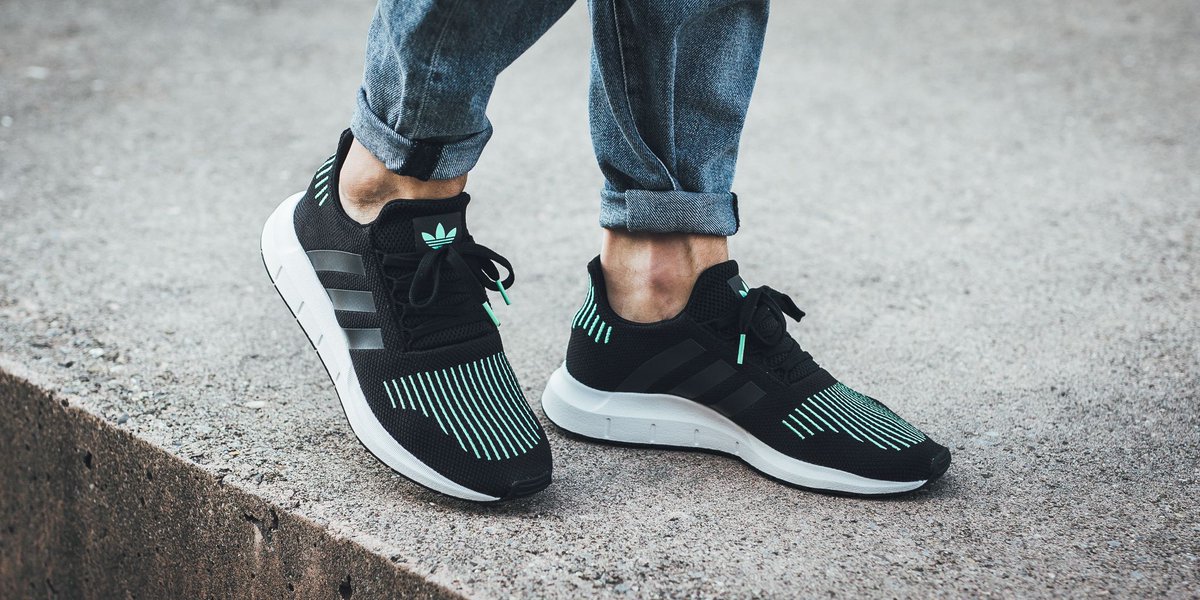adidas swift run black and white