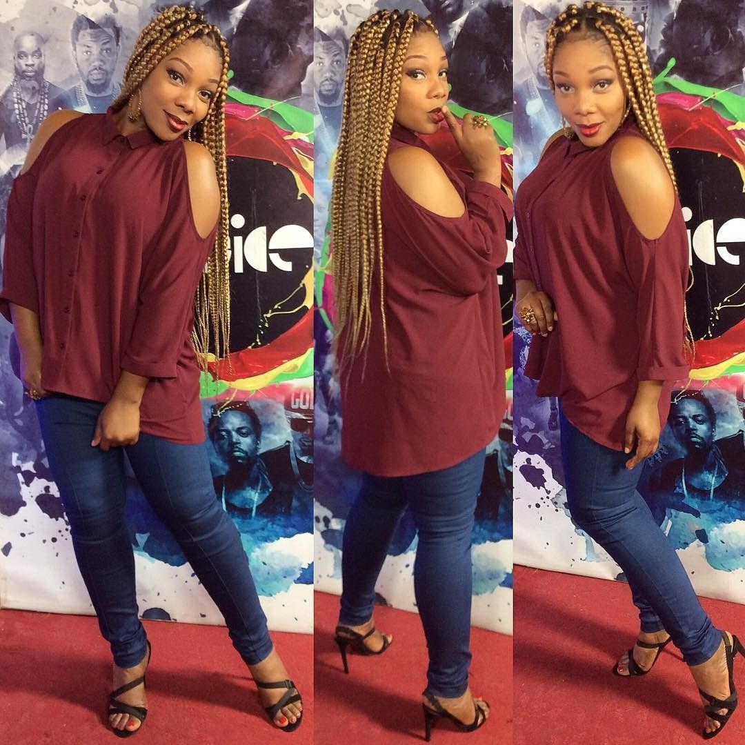 africlivetv's tweet photo. #mauviemauvie is on #freshjuice now join her for the latest filla in town.
#screenqueenslayer
#Africlive #Joyprimelive #Joyprime https://t.co/tU6QSX0ozw