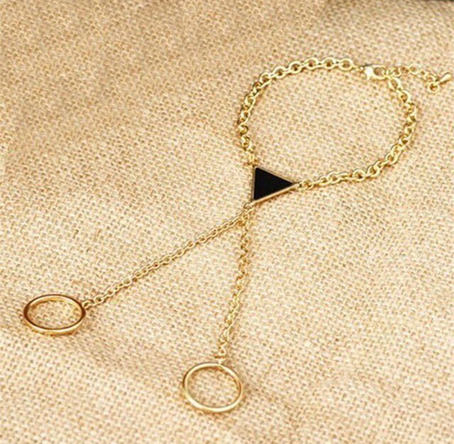 StoneShopIn's tweet image. Check out our unique accessories 😸‼️‼️🔥
stone-in.myshopify.com