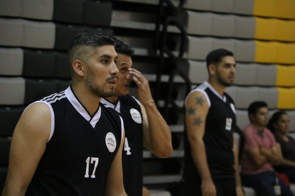 indet_nl's tweet photo. El Voleibol debuta en los 45 Juegos de los Trabajadores. Se enfrentan Municipio de Monterrey Vs Municipio de San Pedro. https://t.co/MK3yhCod5Q
