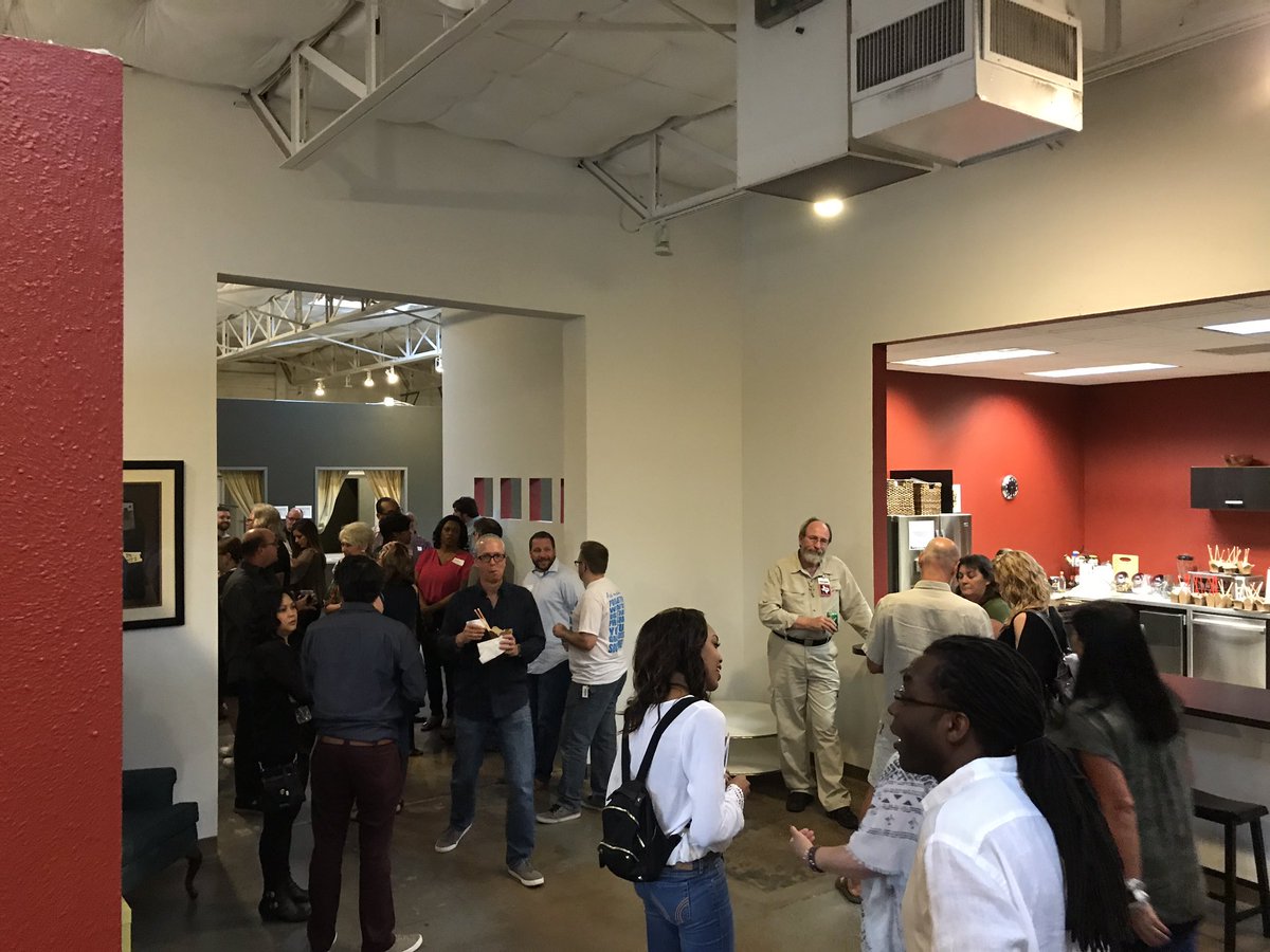 DallasCommish's tweet photo. Great crowd at the Mega Industry Mixer @IdeaMan_Studios hosted by @dallasproducers @wifdallas &amp; #TAMMP!
#dallasfilm #filmdallas #filmtexas https://t.co/3hOInJz8T7