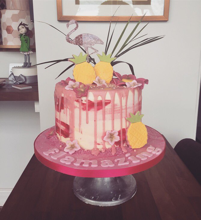 Manchester Cake Co. tweet media