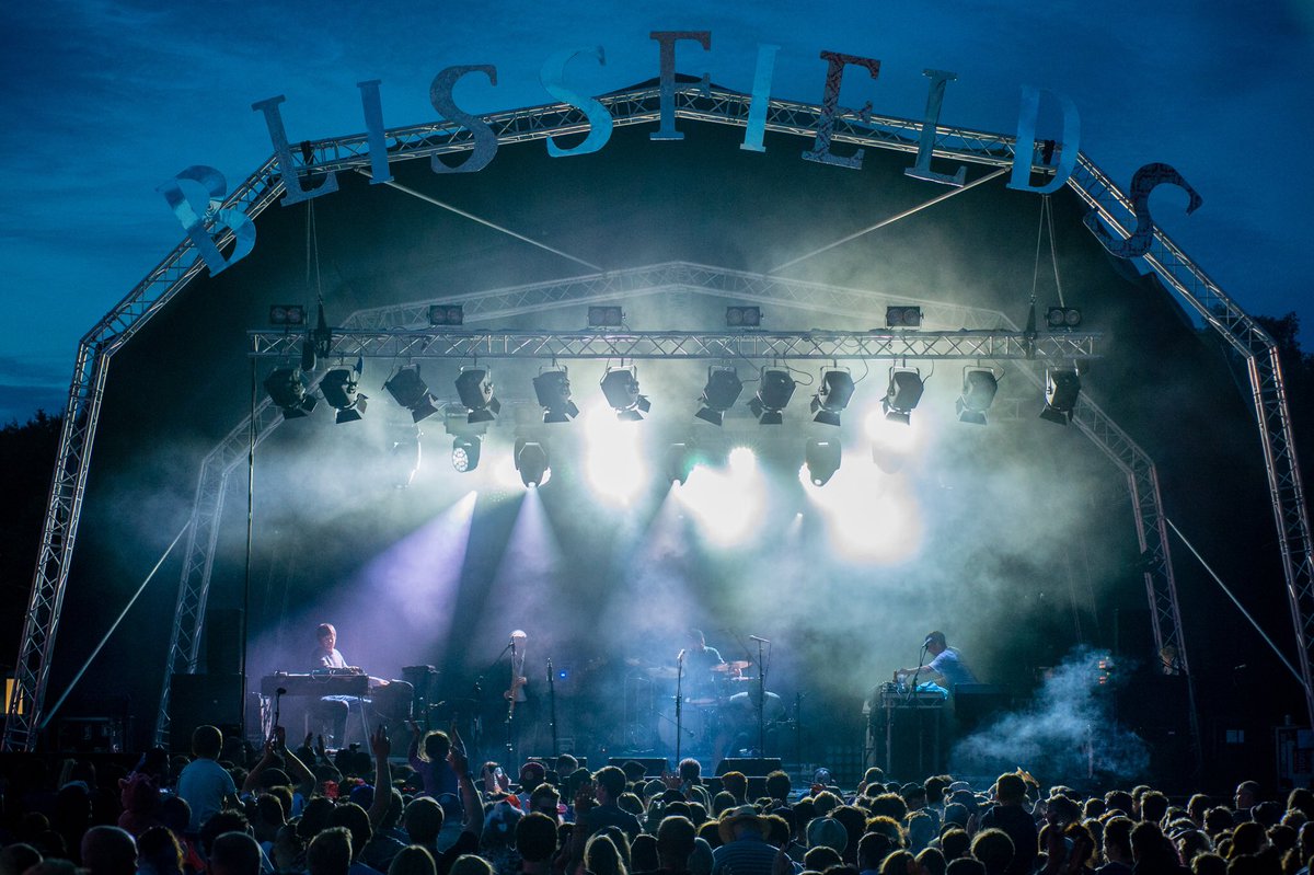 insyncmag's tweet photo. Hampshire's hidden gem. @Blissfields Festival 2017.
https://t.co/QLmfSR48Uo #blissfields #festival #review #hampshire https://t.co/8SGuU4L90U