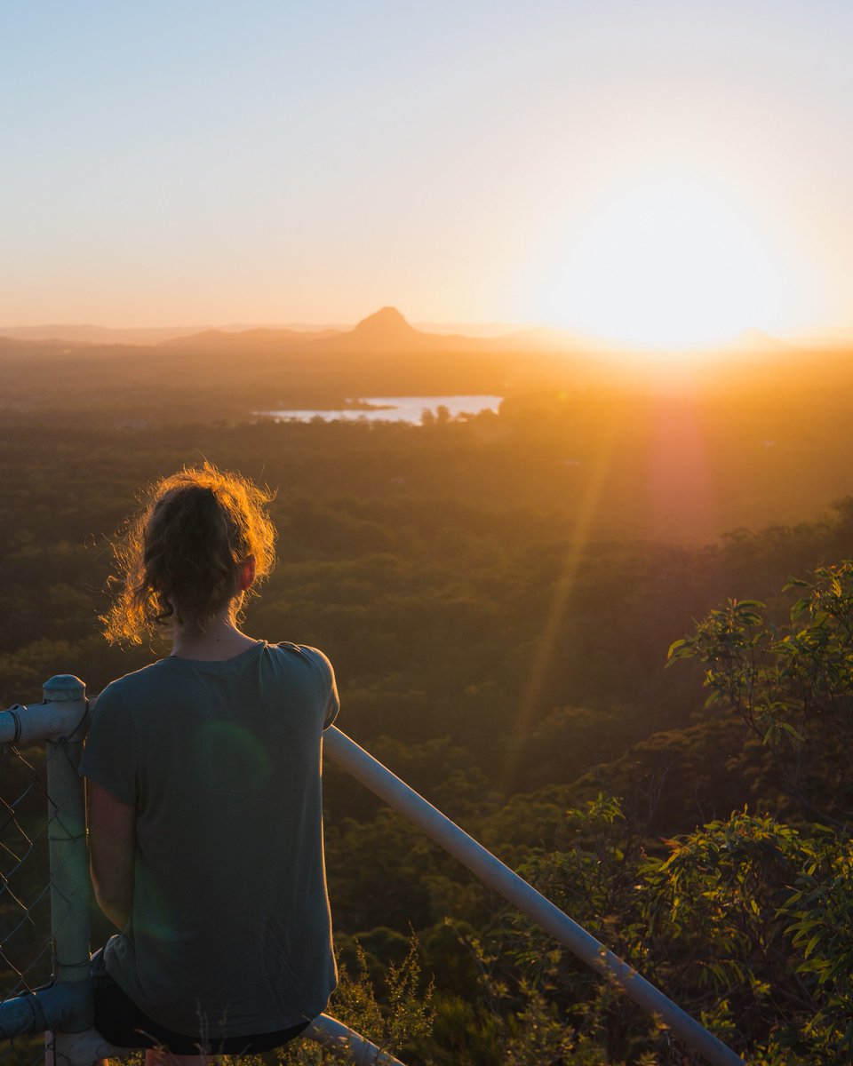 thewildduo's tweet photo. Sunset vibes! 🌞 #traveblogger #sunsetmission https://t.co/jXcCVTBr0B
