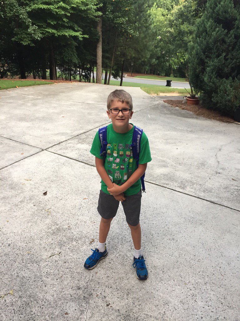 ccusick_99's tweet photo. #CCSDFirstDay https://t.co/lpxsPuJL7q