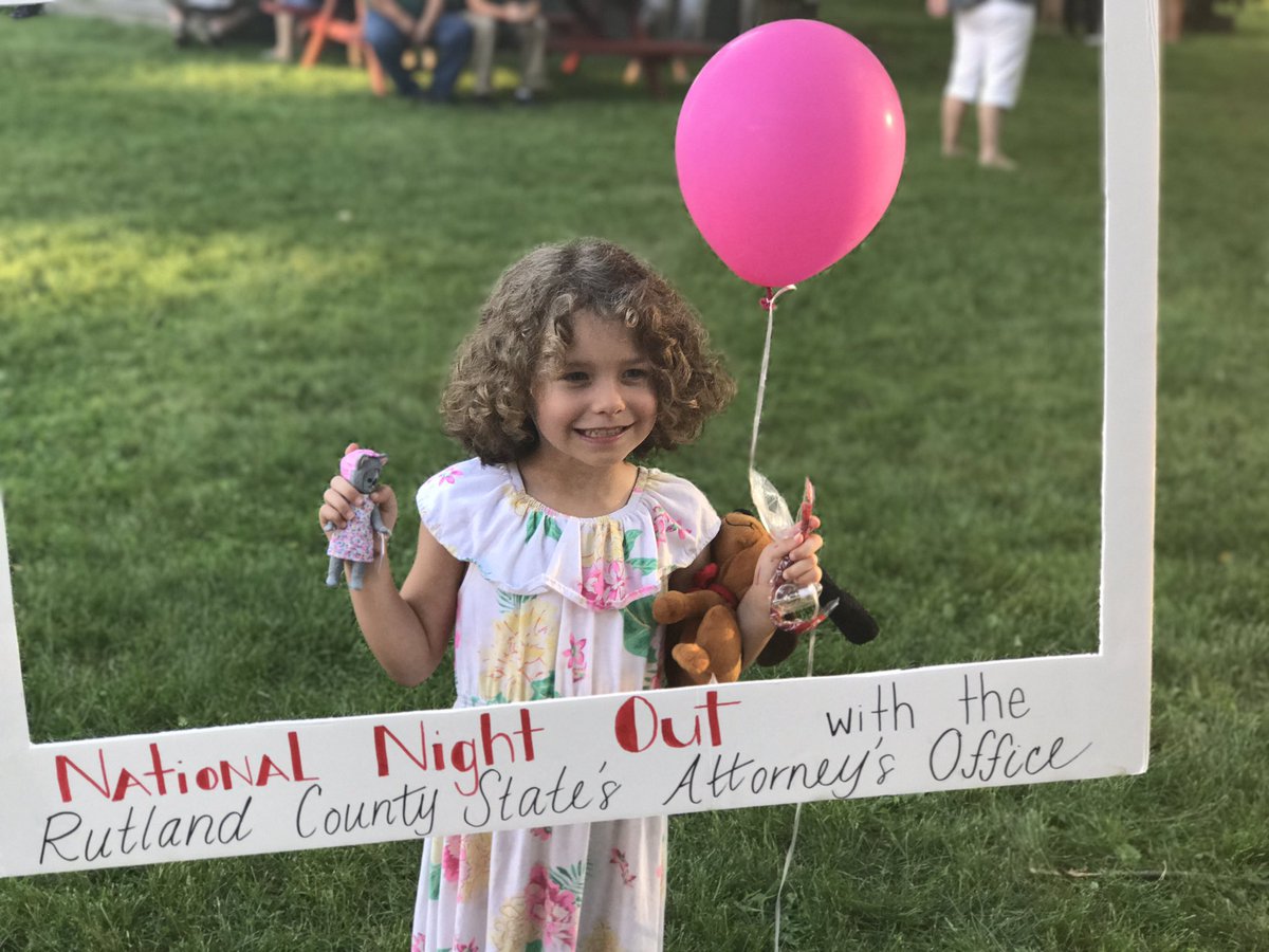 RoseKennedyVt's tweet photo. Lots of fun &amp; education here at #NationalNightOut2017 #VT https://t.co/0Z5jWZspUX