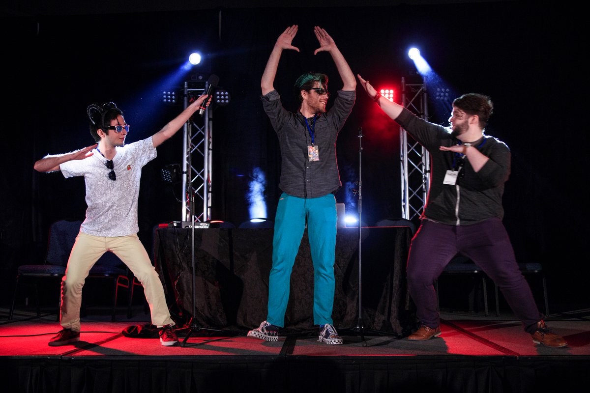 teamfourstar's tweet image. The Super Feud at @ConBravo was a blast! Here are a few pictures from the event!