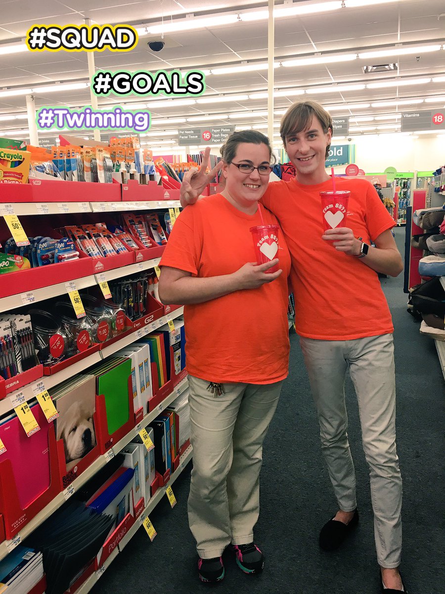 cvsstaciwerline's tweet photo. SM Esther and OM Inoru celebrating their first engagement results together at 8577. 10 pt increase to LY!!! #team8577cups #teamcrispy https://t.co/Pa2yOl48lG