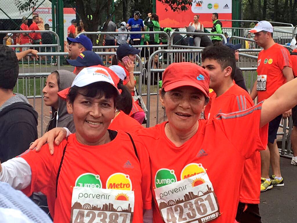 JuliannaForero's tweet photo. Felicidades Olga Prada y Esperanza Murcia personas mayores de Engativá 🏃🏽‍♀️🏃🏻‍♀️completaron 10k en media maratón de Bogotá #MMB2017 @IDRD https://t.co/UR9NZRGl9d