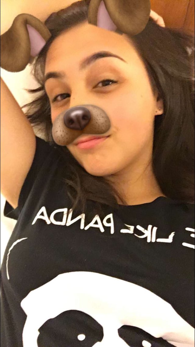 HeyBielha's tweet photo. -Youtubers que vc quer conhecer
-Bibi e Coelha
-Não, sem ser elas
-Bielha
🌸@CoelhaGames_🌸
🌺@bibitatto🌺 https://t.co/CYMwD0Xk8E