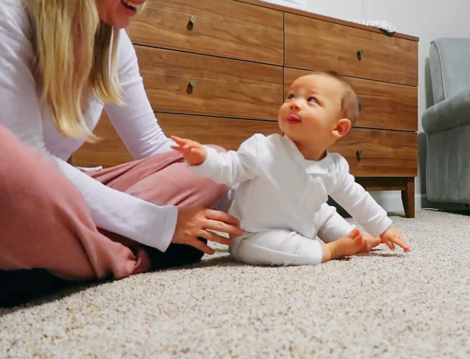 janneth7's tweet photo. @kerenswan @khoa_nguyen Landon is the cutest baby ever 😭❤️ (I love his little tongue) https://t.co/cCl89thwQx