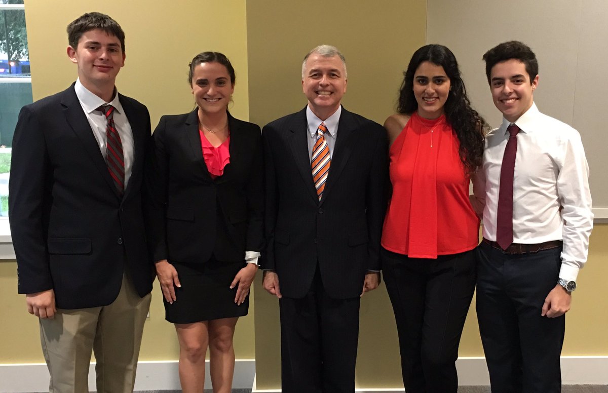UF_PoeCenter's tweet photo. Congratulations to the winners Warrington Welcome Ethics Case Competition: Quinn Connor, Shanie Elkarif, Jacob Schwack, Tyler Thompson! https://t.co/r3YboicxP2