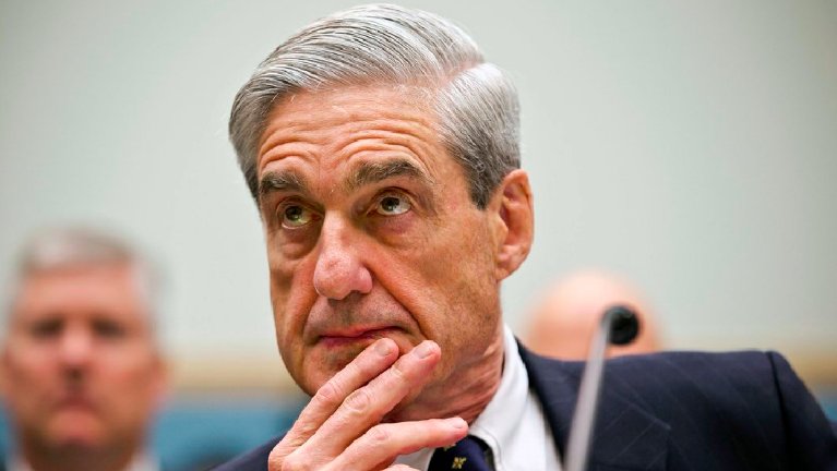 Robert Mueller flew to Moscow to give highly enriched uranium