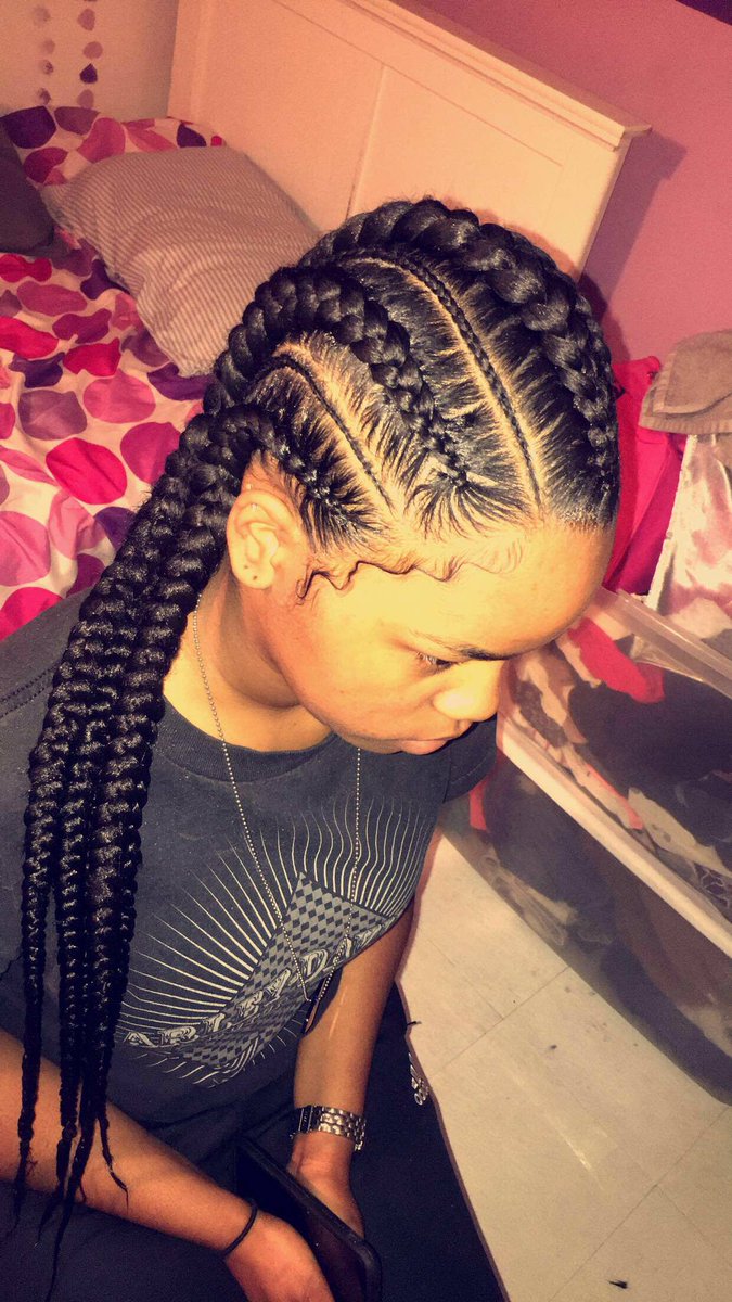 SeeAirRuh_'s tweet photo. Hey I'm Cierra😘I'm a  hair stylist in Chicago, IL specializing in Braids🤗 A simple RT can help further my career❤️ https://t.co/tZ8dLONYhh