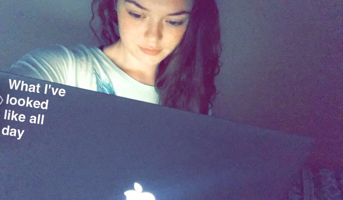 Offline work day ✌️💕 Hope you had a swell day 🌻 https://t.co/v68VLx7Lfx