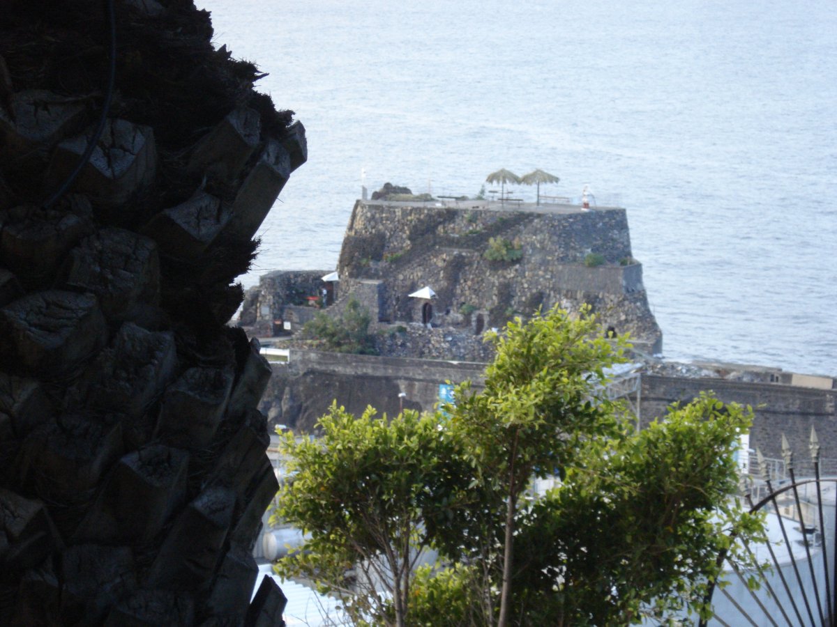 The Principality of #Pontinha was founded by a schoolteacher from #Madeira, Portugal, in 2007. #micronation, #micronations