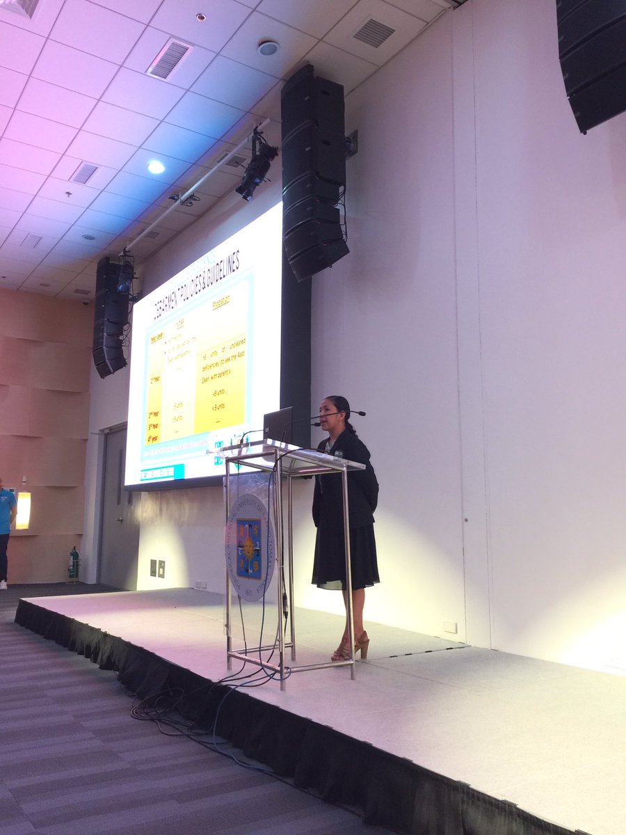 USTCSSC's tweet photo. To begin the orientation, Asst Dean Carlota Decena now discussing the policies and guidelines of the college #USTScienceFreshies #LegaSCI https://t.co/D0JnwEJvOg