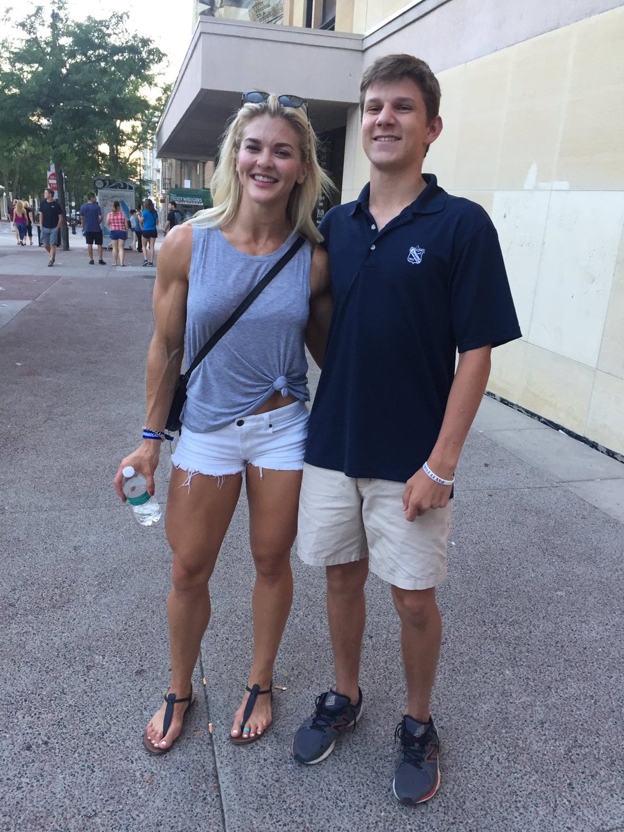 katieconks's tweet image. When your bro casually runs into the SUPERSTAR that is @brookeence at the @CrossFitGames 🏋🏼‍♀️🏃🏼‍♀️ #itmakesence