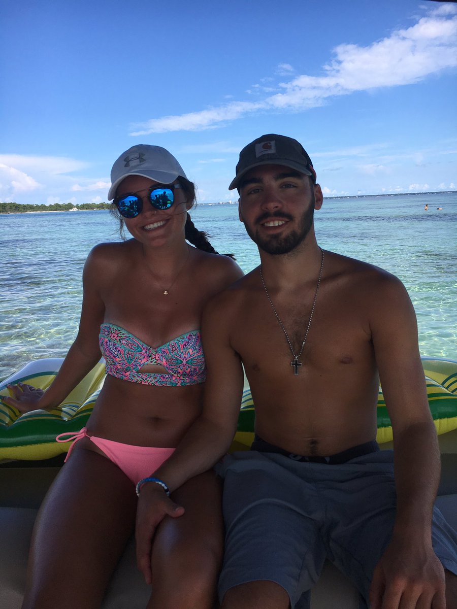 Tanner_Fowler4's tweet photo. National girlfriend day 😍😍 https://t.co/7bhGiAehOM