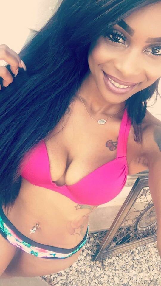 dabuttlover69's tweet photo. Black is bootiful #ass #Asscandy #thickass #ebonyass #bae #fantasy #damngirl #tatted #sexy #caramelbae @lovingbooty @Booty @GirlsOfTheGlobe https://t.co/XMaIAif2XA