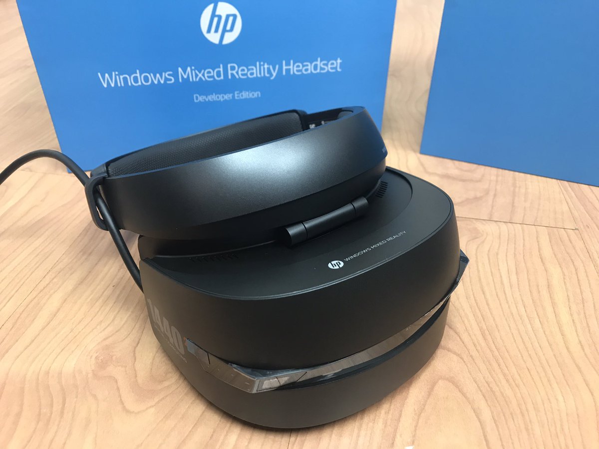 _SPINTERACTIVE's tweet image. Ready to dive inside Windows! #WindowsMixedRealityHeadset #CreatorUpdate