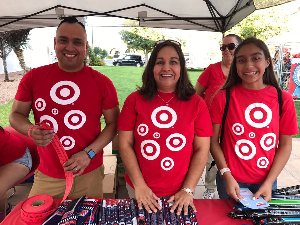 CSoniaTGT's tweet photo. National Night Out with Bullseye in Las Cruces, NM #T0769 #NationalNightOut2017 https://t.co/LqcAQueSWH
