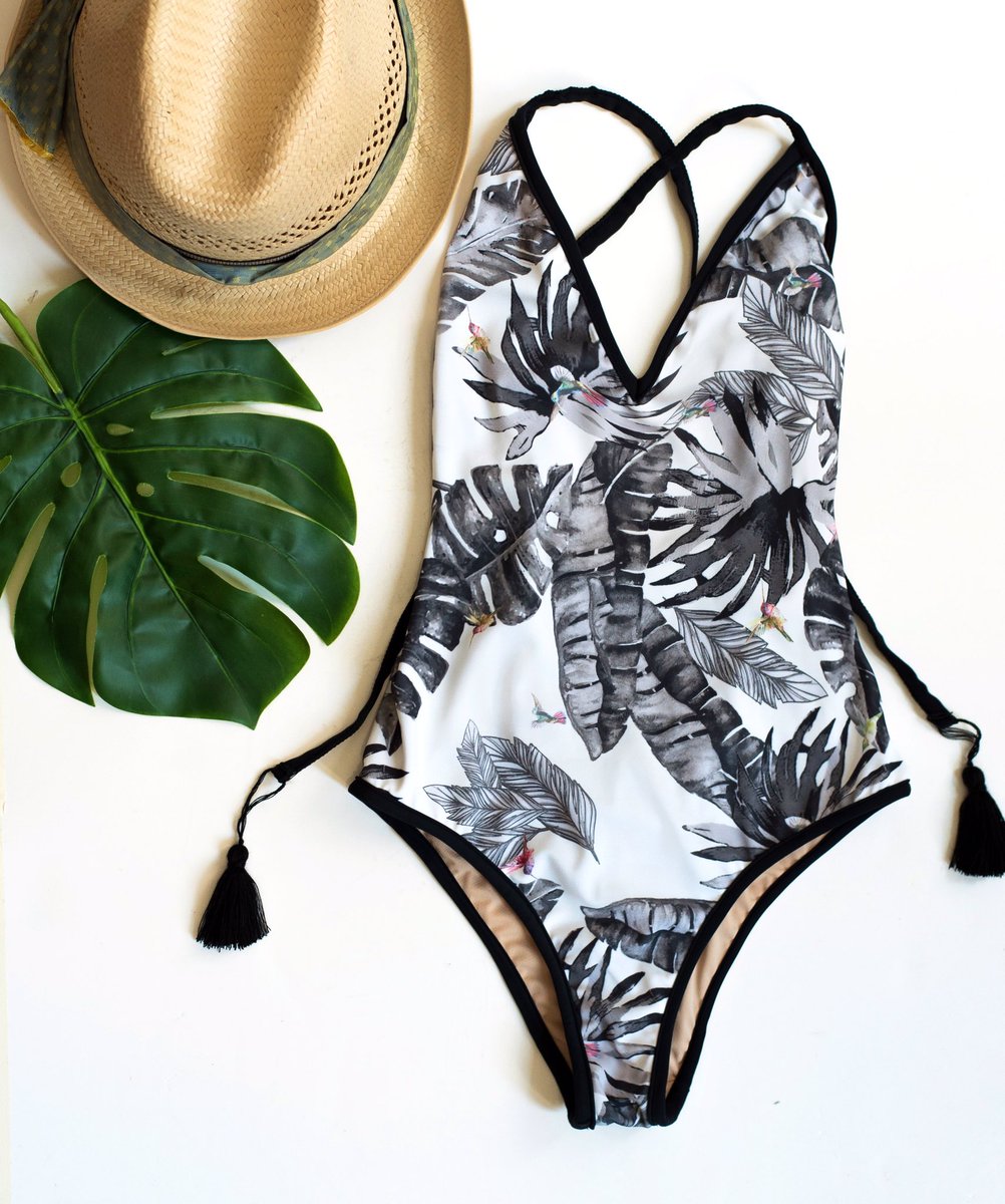 ziniboutique's tweet photo. The perfect #ootd summer style session💕Find your seasonal must haves in Zini_Boutique 🌞
#getispired #lovesummer https://t.co/VP9H5RL59D
