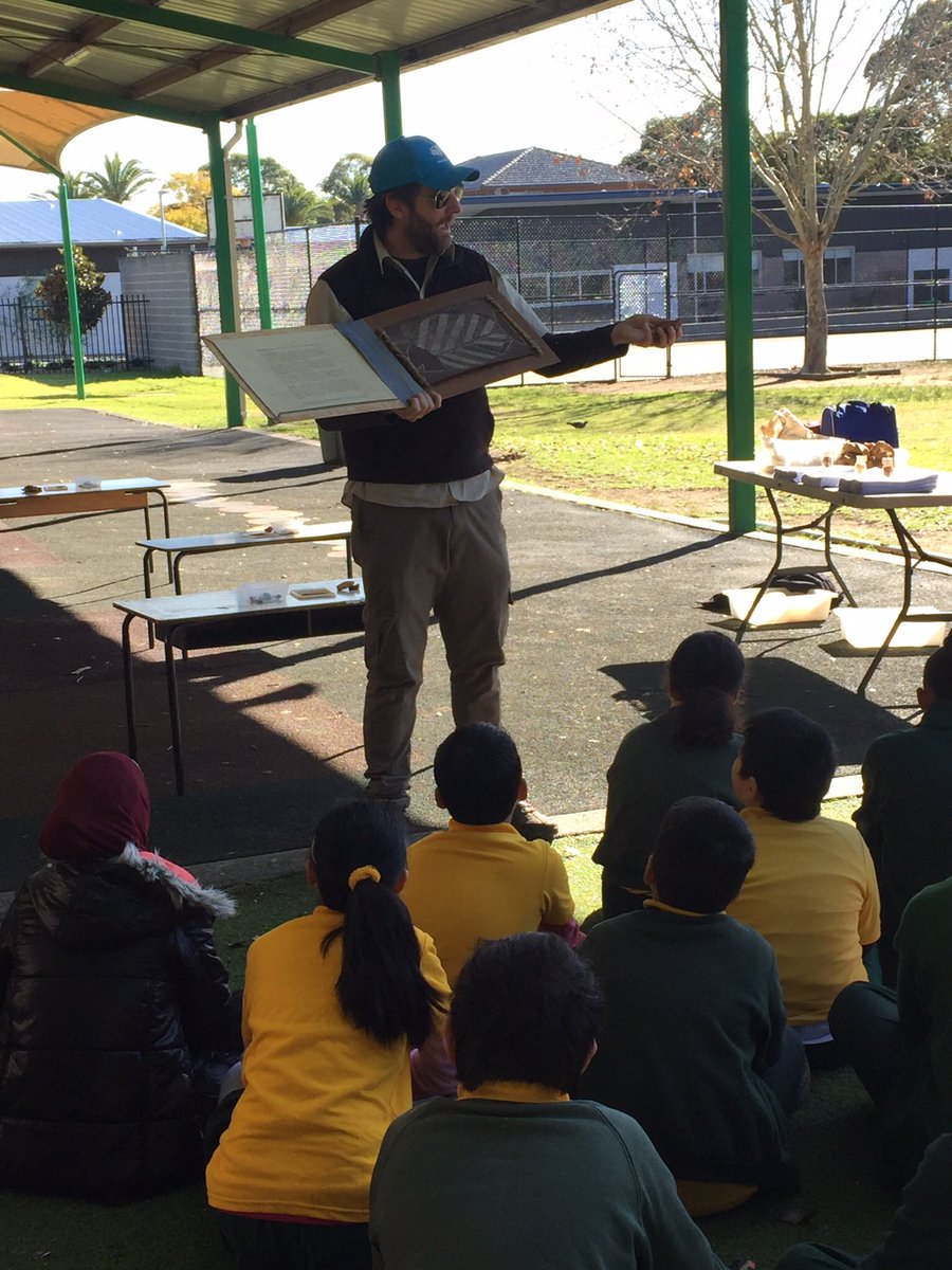 maraudovicic's tweet photo. @HarcourtPS 5/6U enjoying a variety acitivities to celebrate NAIDOC week #ourlanguagematters https://t.co/OL9VyVDE4q