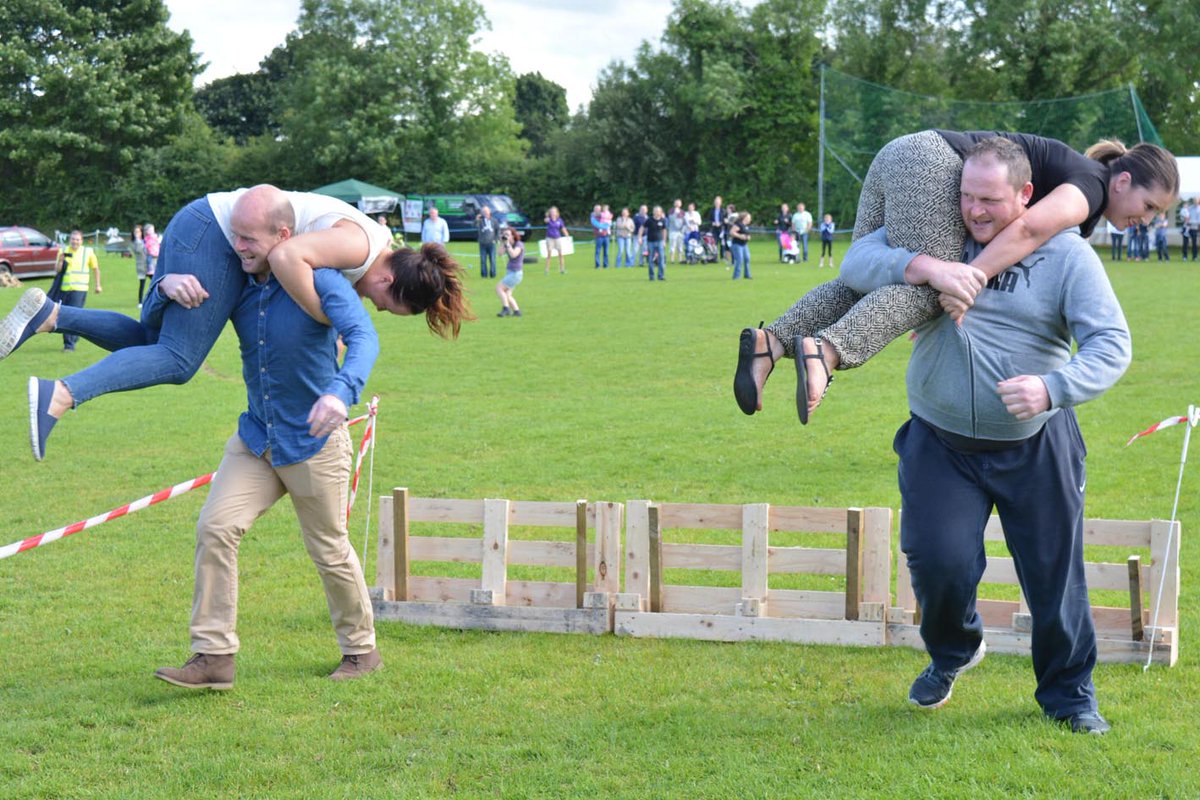 ciarano71's tweet photo. If you're at a loose end on Sunday, why not head down to the Muff Festival for the wife-carrying competition. I'm going. 4.30pm start. https://t.co/M4mvdFRVLr