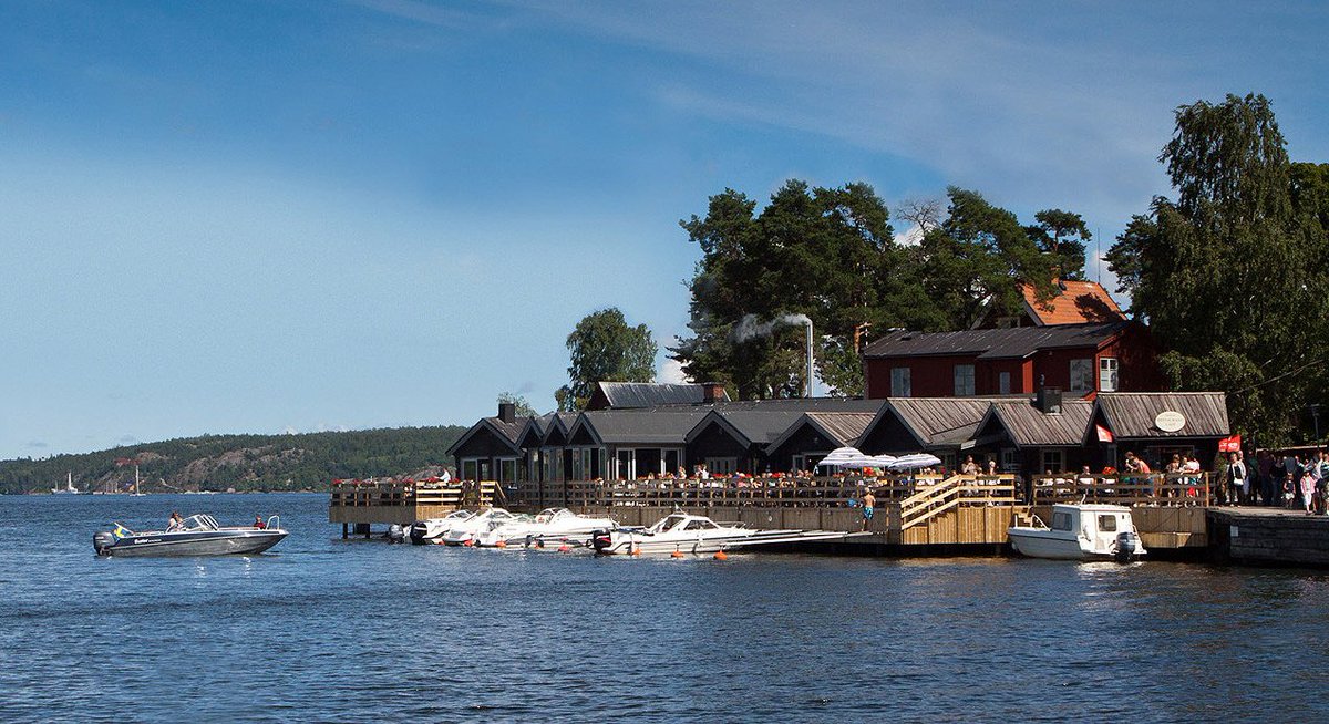BookatableSE's tweet image. Hitta ditt smultronställe i Stockholms skärgård och övriga Sveriges skärgårdar och njut av fantastisk mat --&amp;gt; bit.ly/2vsGDaW