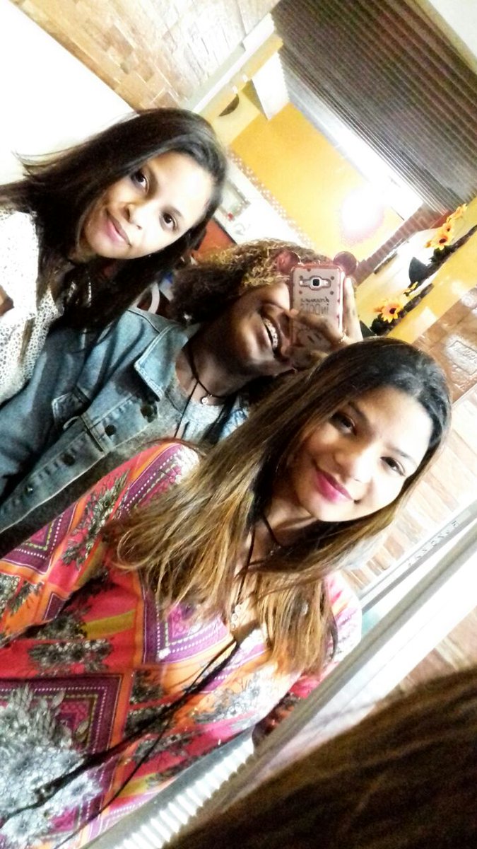 camilly_rocha's tweet photo. e eh noisss https://t.co/kl6iNCDL4q