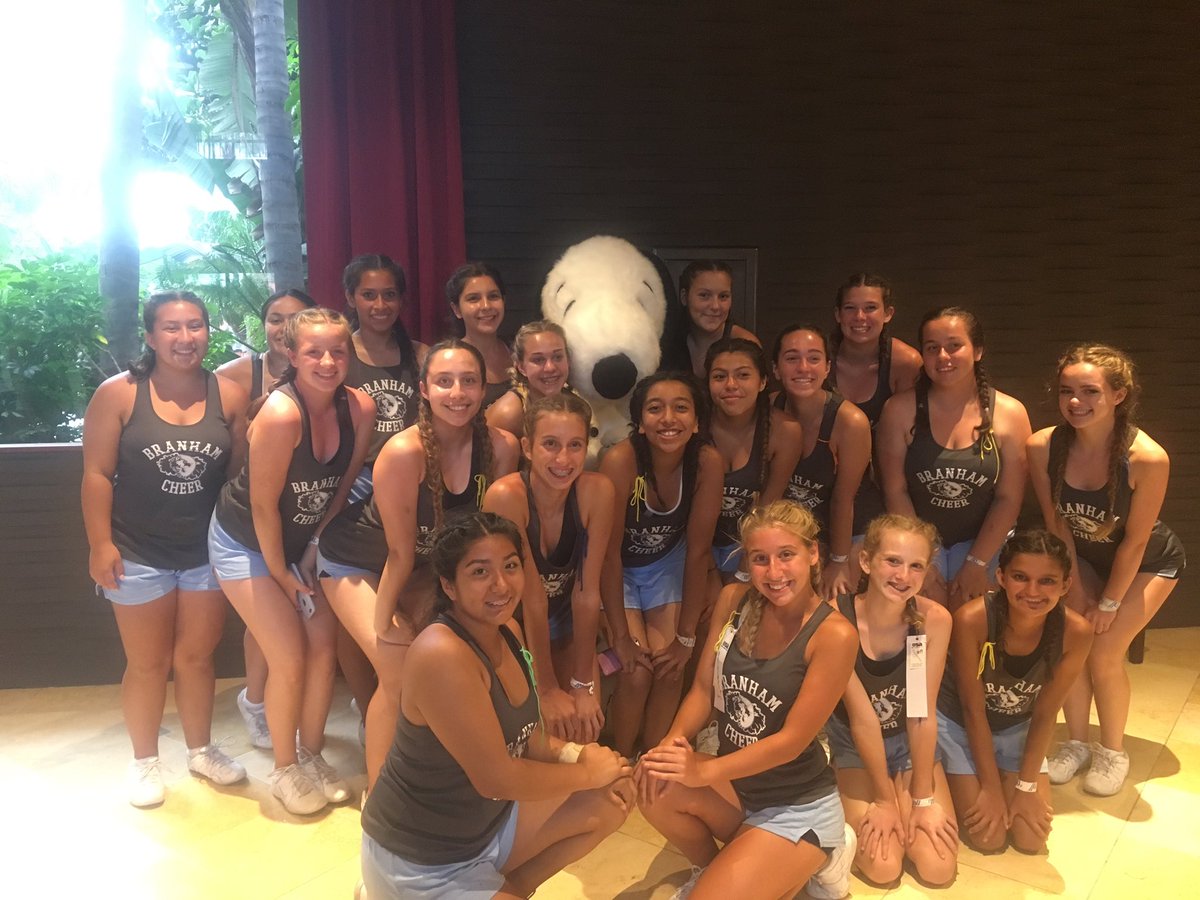 BranhamSpirit's tweet photo. Day 2 at @USACamps Spirit Camp! #bruinpride https://t.co/5tFgDptV22