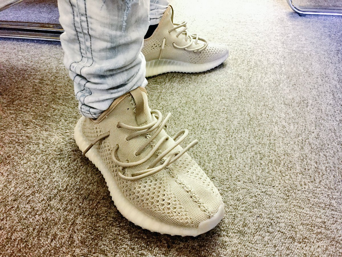 yeezy ar