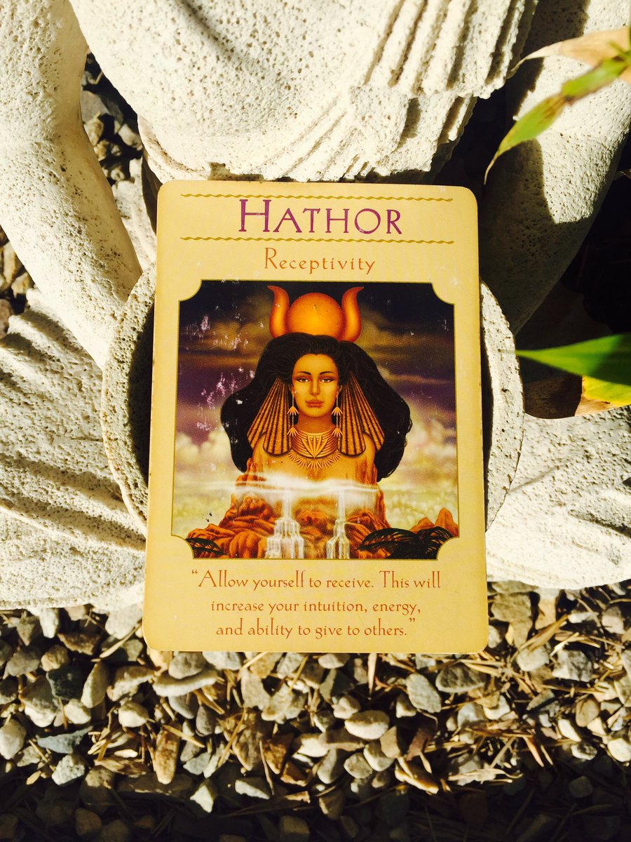 ashtartashi's tweet photo. GODDESS READING FR AUG 02,2017 
CLICK ON THE LINK AND READ THE COMPLETE MESSAGE &amp; AFFIRMATION 
Keep Shining! 

https://t.co/oyk0LJJs5J https://t.co/aTdn1KbAWM