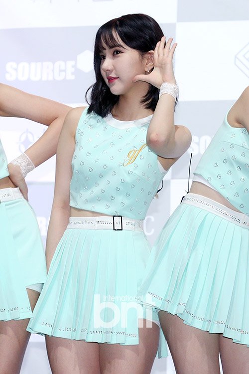 [bntフォト] GFRIENDウナ、たくさん聴いてください〜
#여자친구 #GFRIEND #은하 #ウナ 
bntnews.co.jp/app/news.php?n…
(記事提供：bntNEWS)