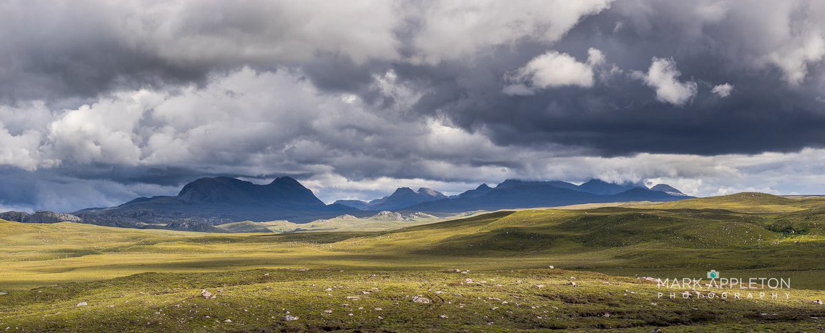 #Panoramic shot of the Torridon #mountains love conditions like this. #WesterRoss #Torridon #landscapephotography