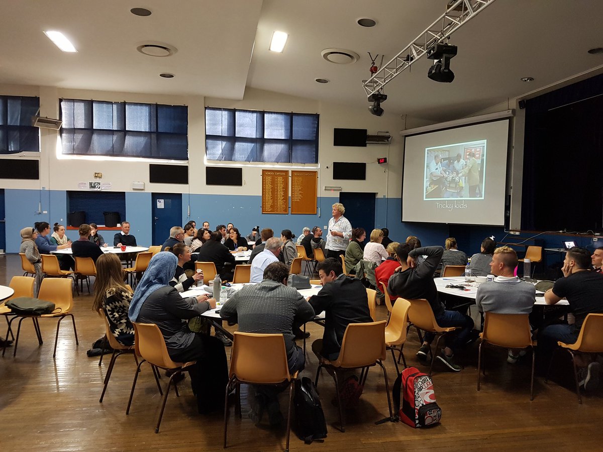 StrathfieldSHS's tweet image. Education Week Day 3(b): Exploring development of resilient mindsets for staff and students with @AndrewFuller1 #EdWeek17 #ILearnWeLearn