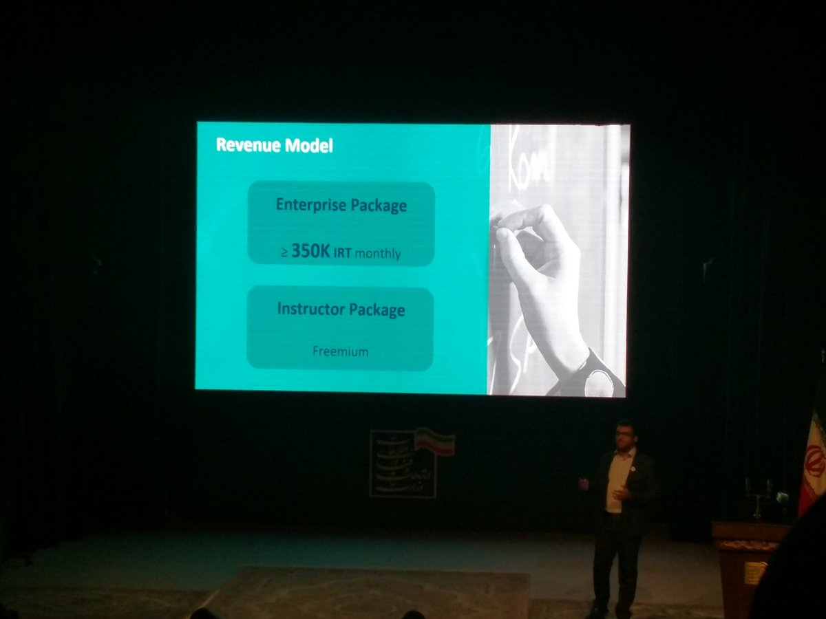 Haghighat's tweet photo. unesh is a elearning platform for teachers &amp; students challenging @edmodo &amp; @moodle in #iran #avatechdemoday #avatech #نوآوردروز https://t.co/IR3hz91LSE