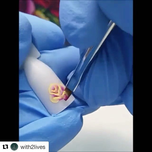 nailpromote's tweet photo. #Repost @with2lives (@get_repost)
・・・
One stroke
.
.
.
 from @lelikserkova https://t.co/xCcnGsNvZa https://t.co/3pv8cxRBgf