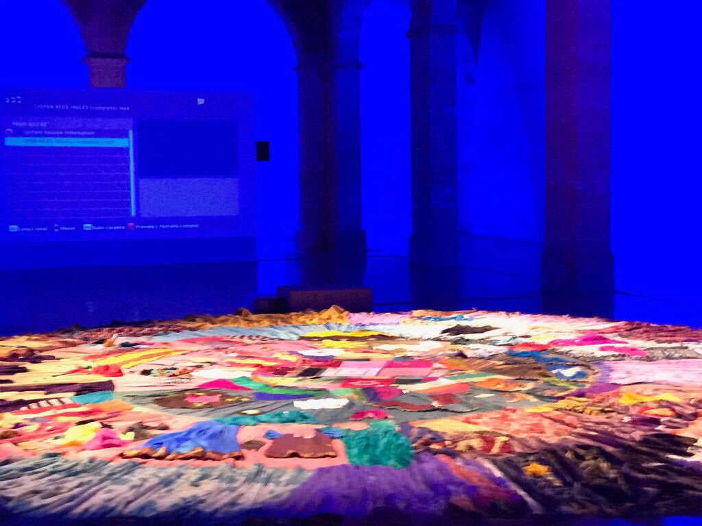FemCarrer's tweet photo. Per què sí i per què no t'has casat? Reflexions de 111 persones de diferents cultures #myopenbeds 
+Info--> https://t.co/Pfg0KRC8uT https://t.co/vDeT5Sjqvq
