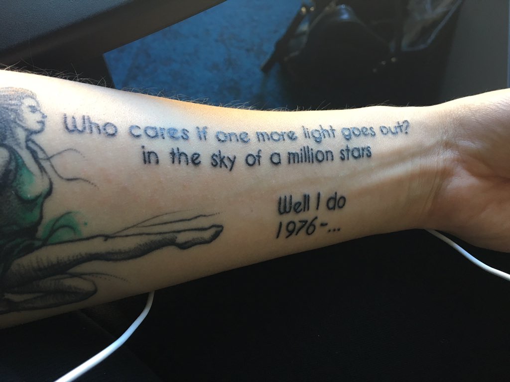 ElizaAndrzejews's tweet photo. @TalindaB We all are with you! We love you Talinda and Mike, Joe, Rob, Brad &amp; Phoenix ❤️ @lpcatalog @LPFanCorner @TalindaB @mikeshinoda #RIPCHESTER https://t.co/e44H2j07PL