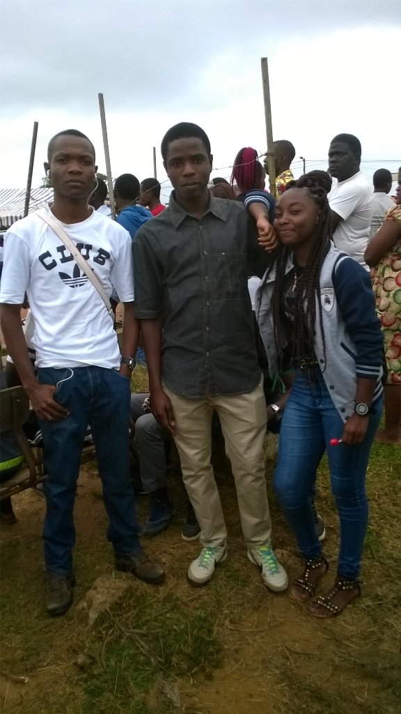 AtendeAdrien tweet picture